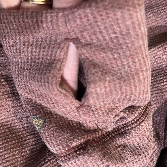 Ocean + Coast printed thermal top sz Large - Picture 8 of 8